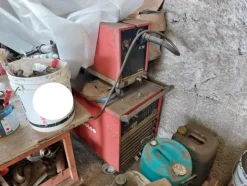 7#7632 Attrezzatura per la lavorazione del ferro