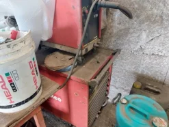 7#7632 Attrezzatura per la lavorazione del ferro