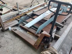 7#7632 Attrezzatura per la lavorazione del ferro