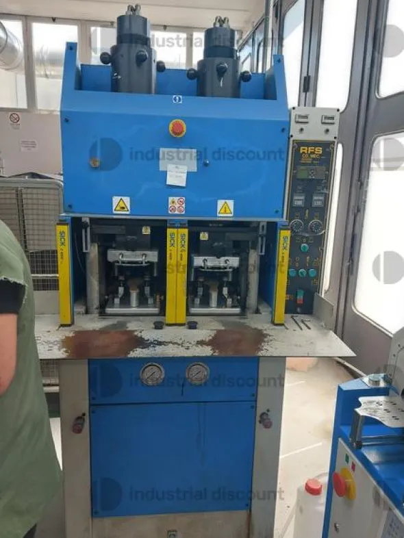 1#9471 Attrezzatura per lavorazione del cuoio e Fiat Ducato