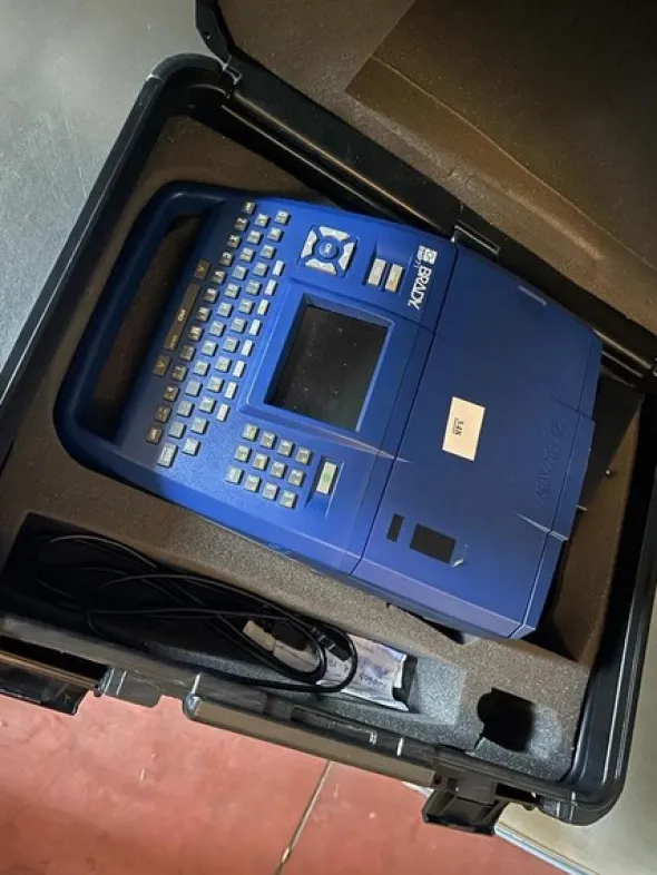 1#8050 Attrezzatura per manutenzione servizi di rete e fibra