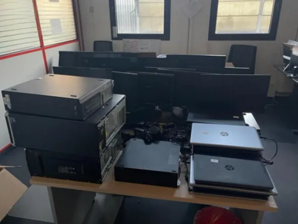 1#8050 Attrezzatura per manutenzione servizi di rete e fibra