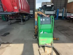 70#7778 Attrezzatura per officina