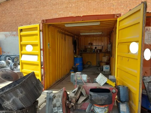 70#7778 Attrezzatura per officina