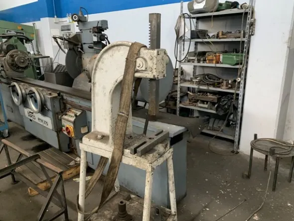 5#6947 Attrezzatura per officina