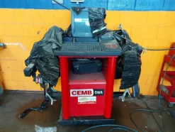 36#7918 Attrezzatura per officina meccanica e arredi uffici