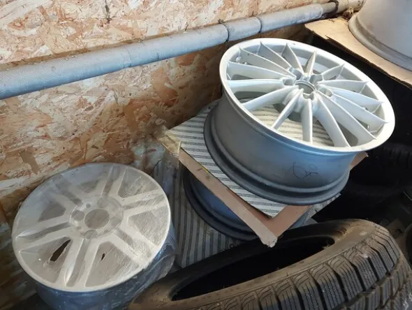 36#7918 Attrezzatura per officina meccanica e arredi uffici