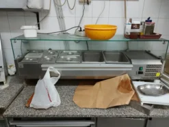 1#8306 Attrezzatura per ristorante pizzeria