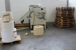 11#4140 Attrezzatura ufficio e materiale da stampa