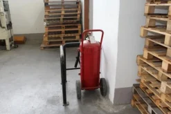 11#4140 Attrezzatura ufficio e materiale da stampa