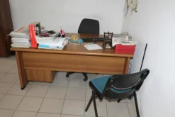 11#4140 Attrezzatura ufficio e materiale da stampa