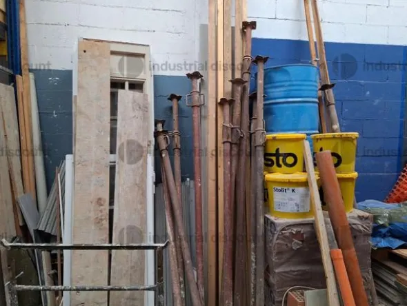 5#9897 Attrezzatura varia da cantiere