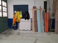 5#9897 Attrezzatura varia da cantiere