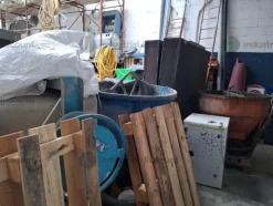 5#9897 Attrezzatura varia da cantiere