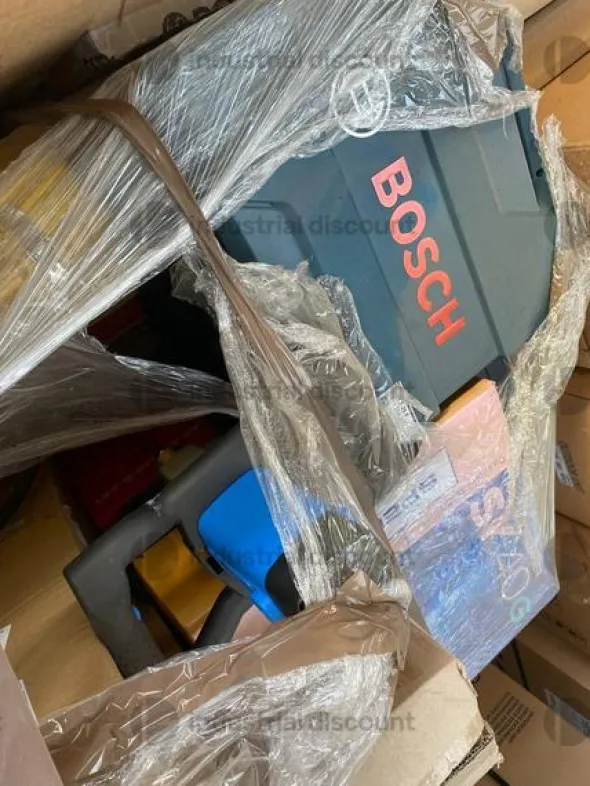 3#8833 Attrezzature da cantiere Bosch