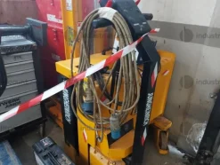 1#10053 Attrezzature da officina