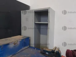 1#10053 Attrezzature da officina
