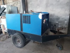 4#7267 Attrezzature e accessori per lavorazione meccanica