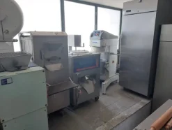 1#8430 Attrezzature e arredamento da bar e pasticceria
