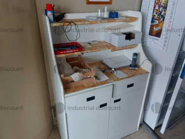 1#8982 Attrezzature e arredamento per attività ristorazione