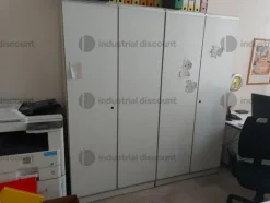 1#8982 Attrezzature e arredamento per attività ristorazione