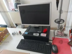 1#8982 Attrezzature e arredamento per attività ristorazione