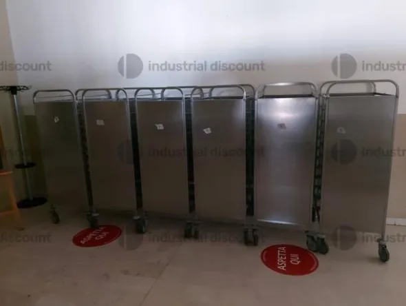 1#8982 Attrezzature e arredamento per attività ristorazione