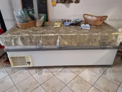1#9076 Attrezzature e arredi per negozio ortofrutta