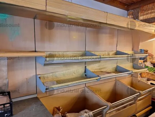 2#9076 Attrezzature e arredi per negozio frutta e verdura