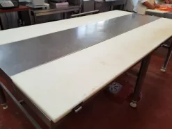 31#46310 Attrezzature e banchi lavoro