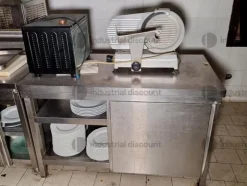 1#9887 Attrezzature ed arredo per ristorazione