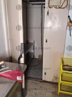 1#9887 Attrezzature ed arredo per ristorazione