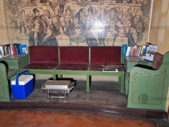 1#9887 Attrezzature ed arredo per ristorazione