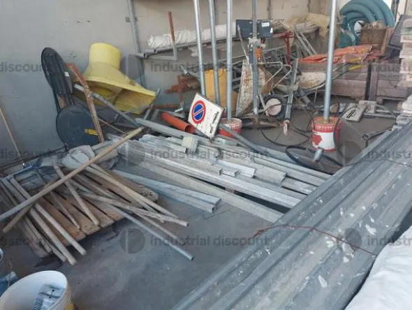 1#10296 Attrezzature edili e autocarri