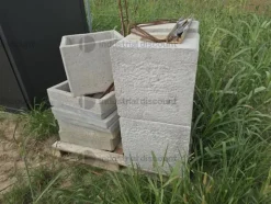8#9467 Attrezzature edili tra cui recinzione metallicai box ufficio taglierina ad acqua