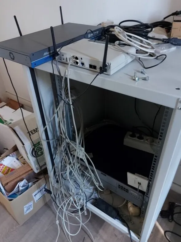1#6453 Attrezzature elettroniche per ufficio