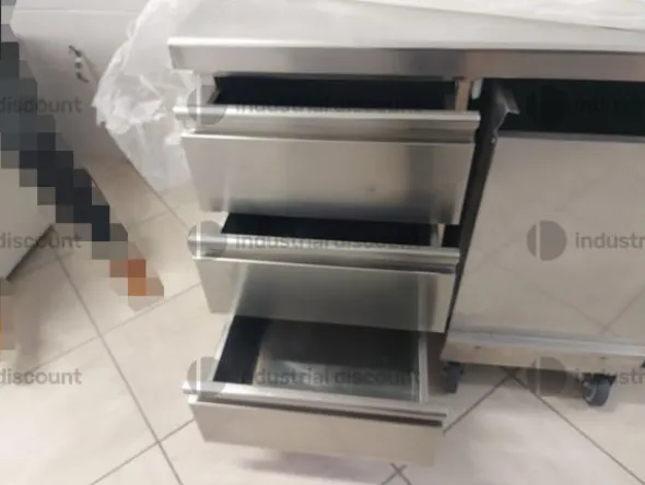 16#10049 Attrezzature e macchinari per pasticceria
