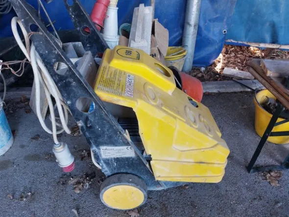 1#7663 Attrezzature e macchine da cantiere