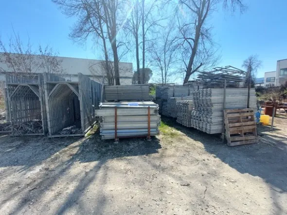 1#7663 Attrezzature e macchine da cantiere