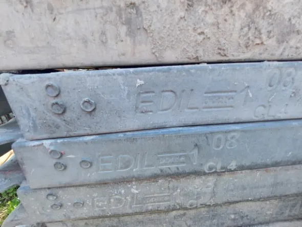 1#7663 Attrezzature e macchine da cantiere