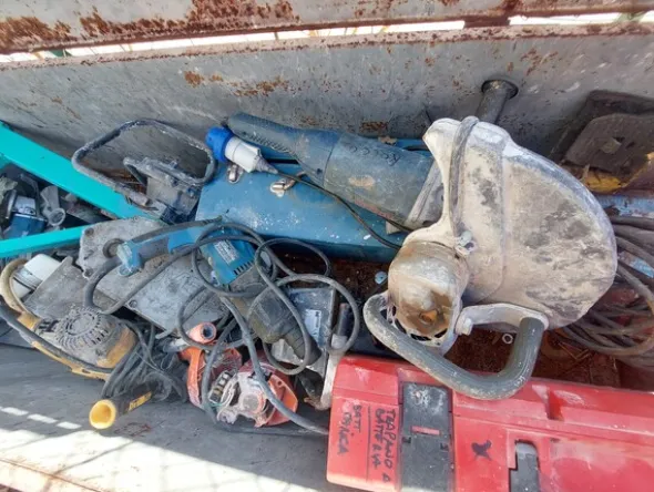 1#7663 Attrezzature e macchine da cantiere