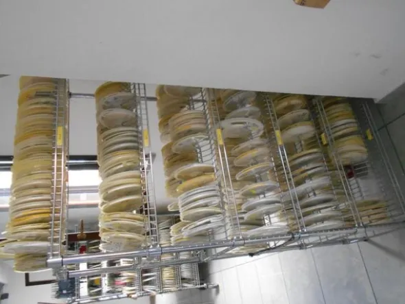 7#7585 Attrezzature e materiale per laboratorio di elettronica