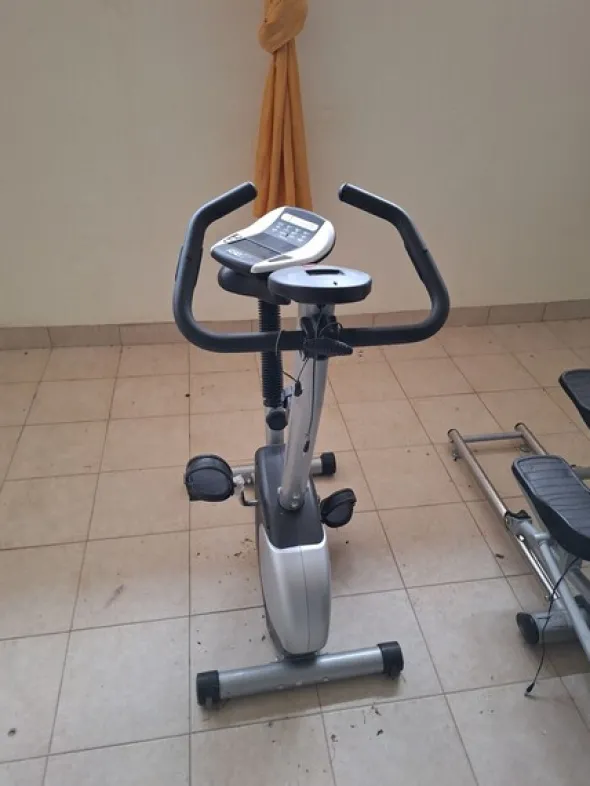 1#8141 Attrezzature e mobilio di hotel