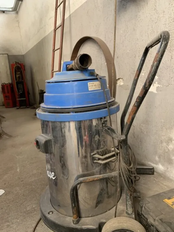 35#6949 Attrezzature e utensili per lavorazioni meccaniche