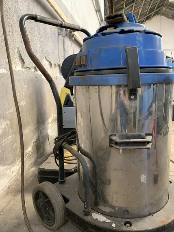 35#6949 Attrezzature e utensili per lavorazioni meccaniche