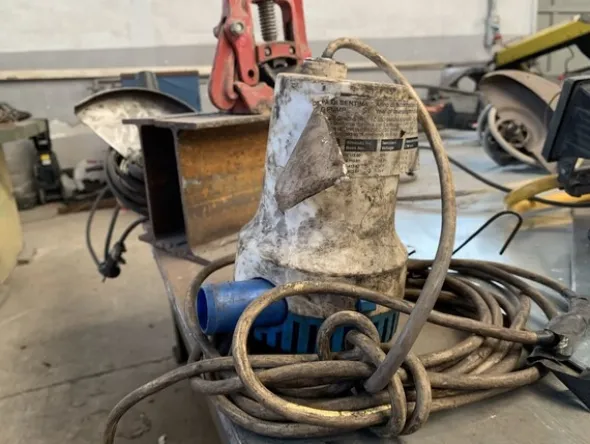 35#6949 Attrezzature e utensili per lavorazioni meccaniche