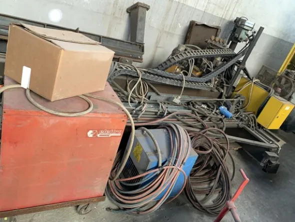 35#6949 Attrezzature e utensili per lavorazioni meccaniche