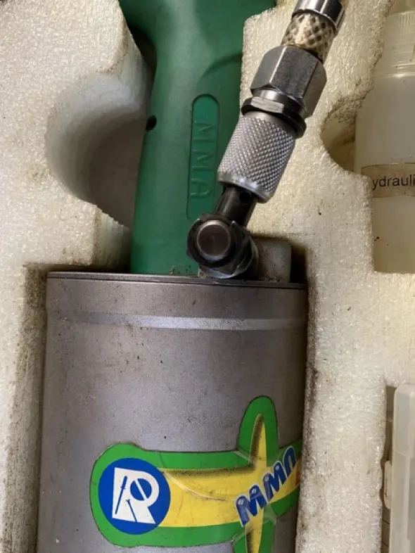 35#6949 Attrezzature e utensili per lavorazioni meccaniche
