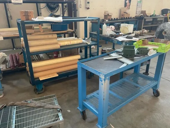 6#8183 Attrezzature officina