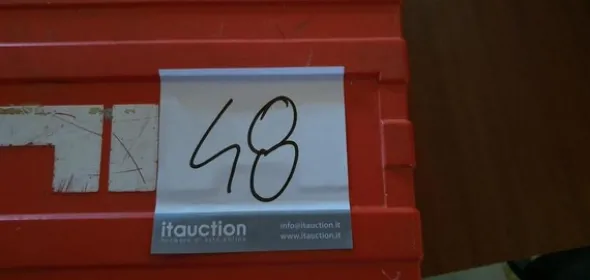 100#5029 Attrezzature officina